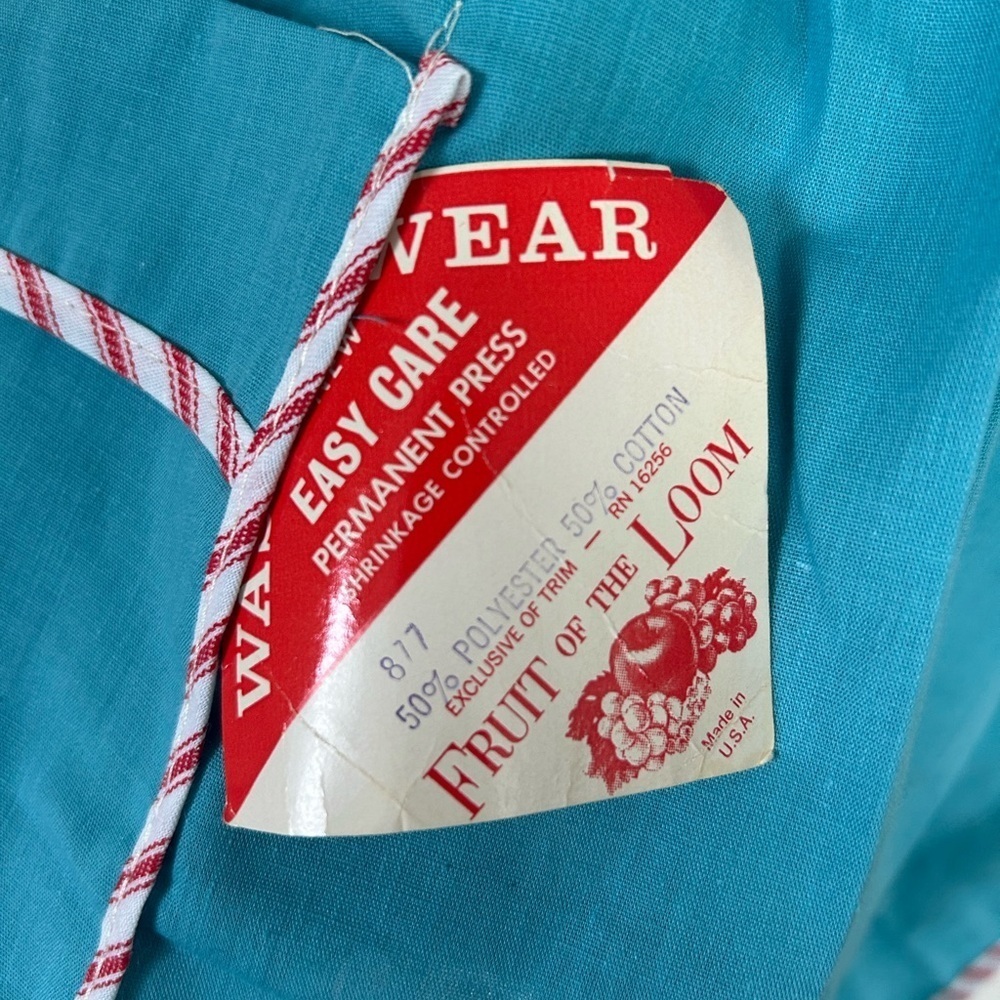 Vintage Fruit of the Loom Blue  Apron. NEW with original vintage tag - Picture 4 of 6
